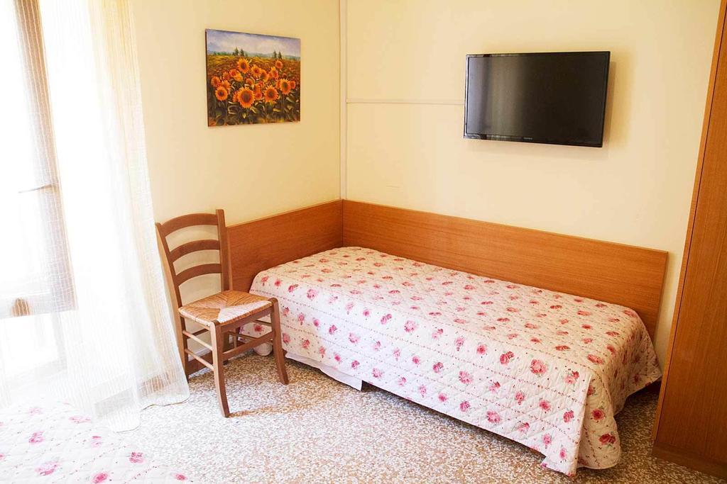 Albergo Dal Baffo Lazise Room photo